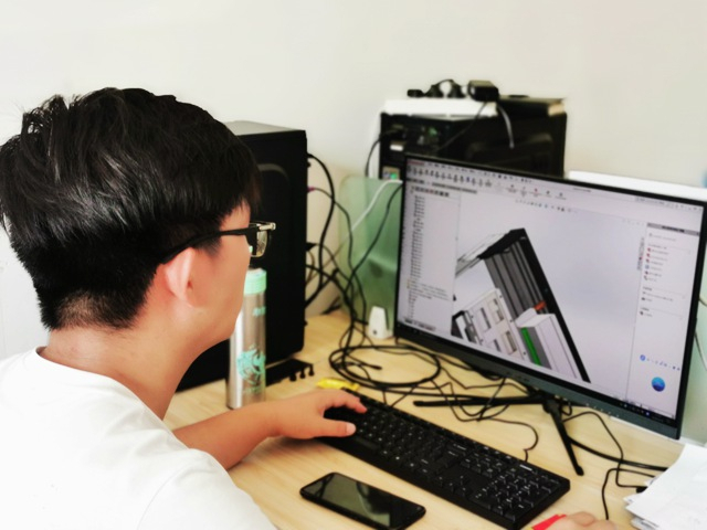 論數(shù)控龍門(mén)銑床的外觀設(shè)計(jì)及其合理性